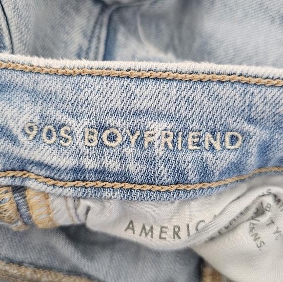 American Eagle 90s boyfriend jeans destroyed light wash ‘bllown out blue’ 000 - Picture 13 of 15